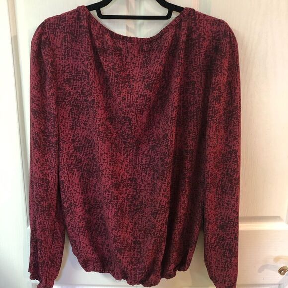 BCBGMaxAzria blouse  - Picture 5 of 5